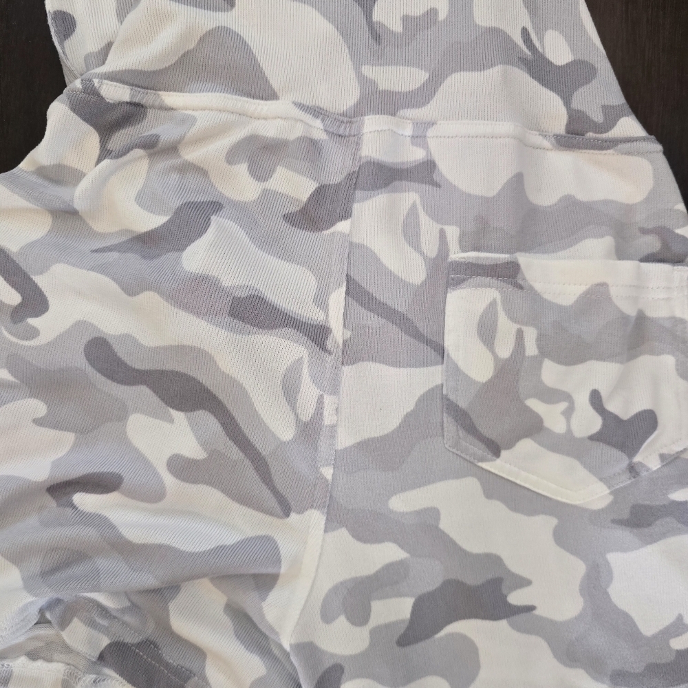 NWT Chicago White Sox Concepts Sport Women's Camo Romper Overalls Gray Large - Picture 11 of 13